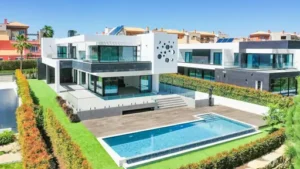 Wie groß ist die größte Villa der Welt? Rekordverdächtige Luxusresidenzen und ihre Dimensionen im Vergleich