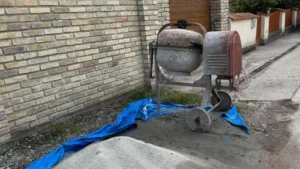 Wie viel Liter Beton ergeben ein 25-kg-Sack? Betonmenge berechnen und Materialbedarf richtig planen